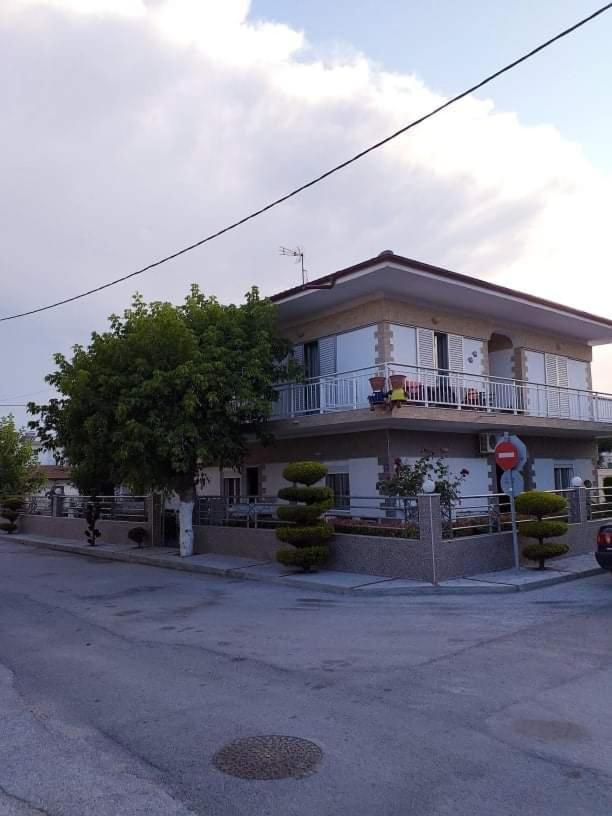 Konstantinos-Elli Rooms Vrasná Exteriör bild